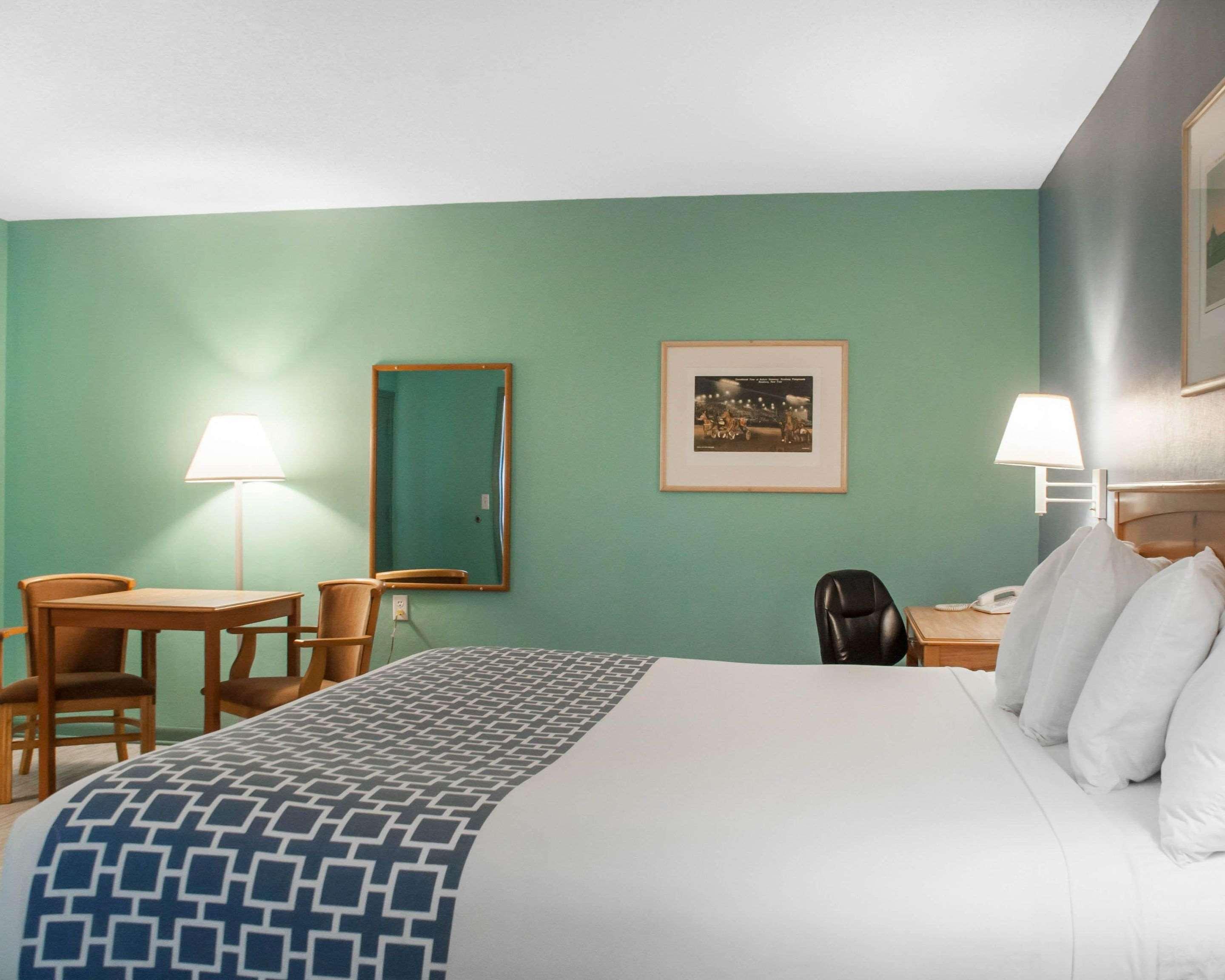 Econo Lodge Buffalo South Blasdell ภายนอก รูปภาพ