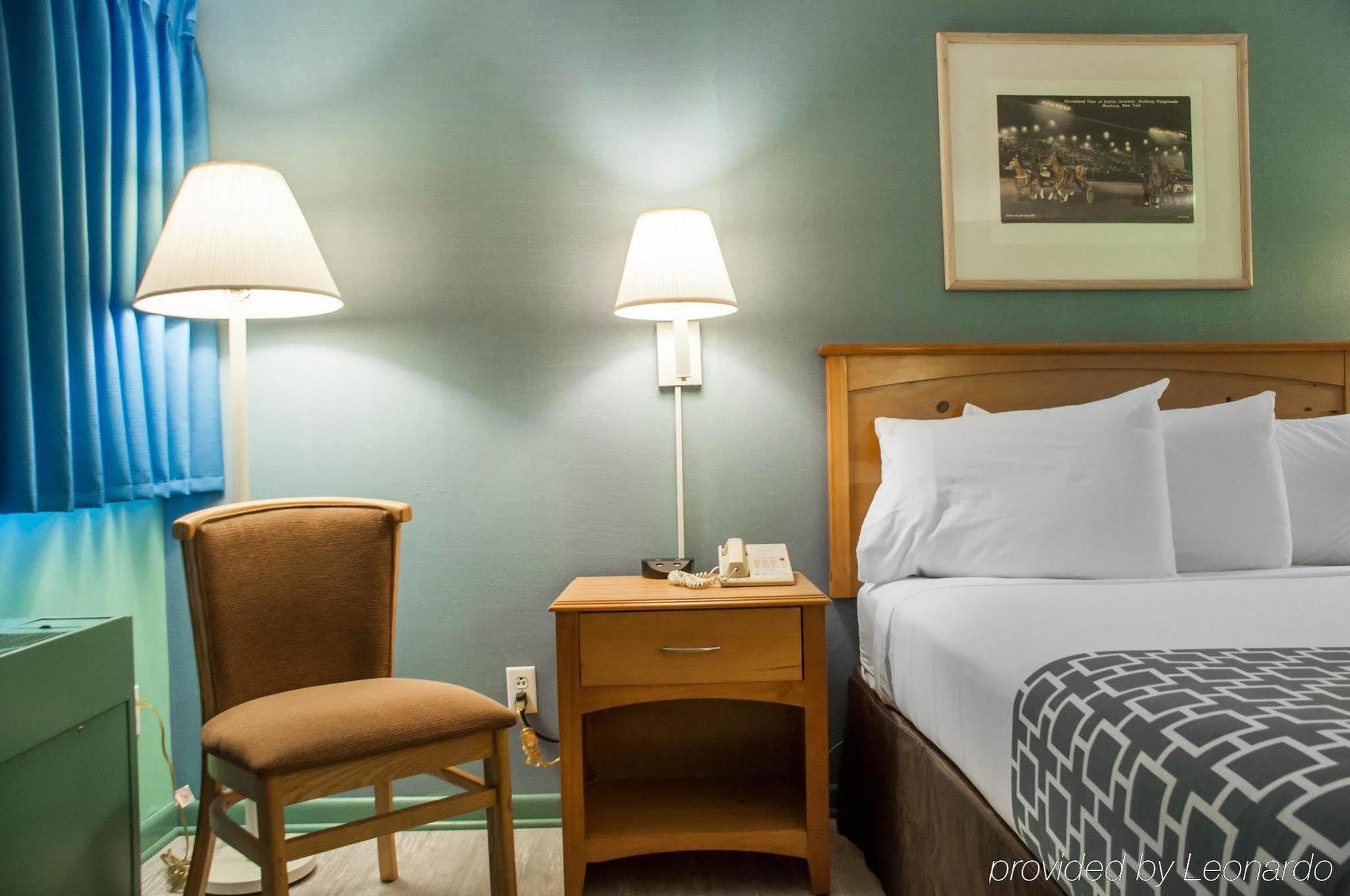 Econo Lodge Buffalo South Blasdell ภายนอก รูปภาพ