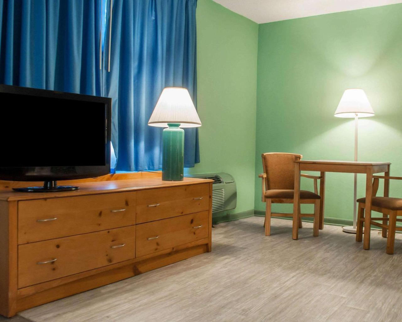 Econo Lodge Buffalo South Blasdell ภายนอก รูปภาพ