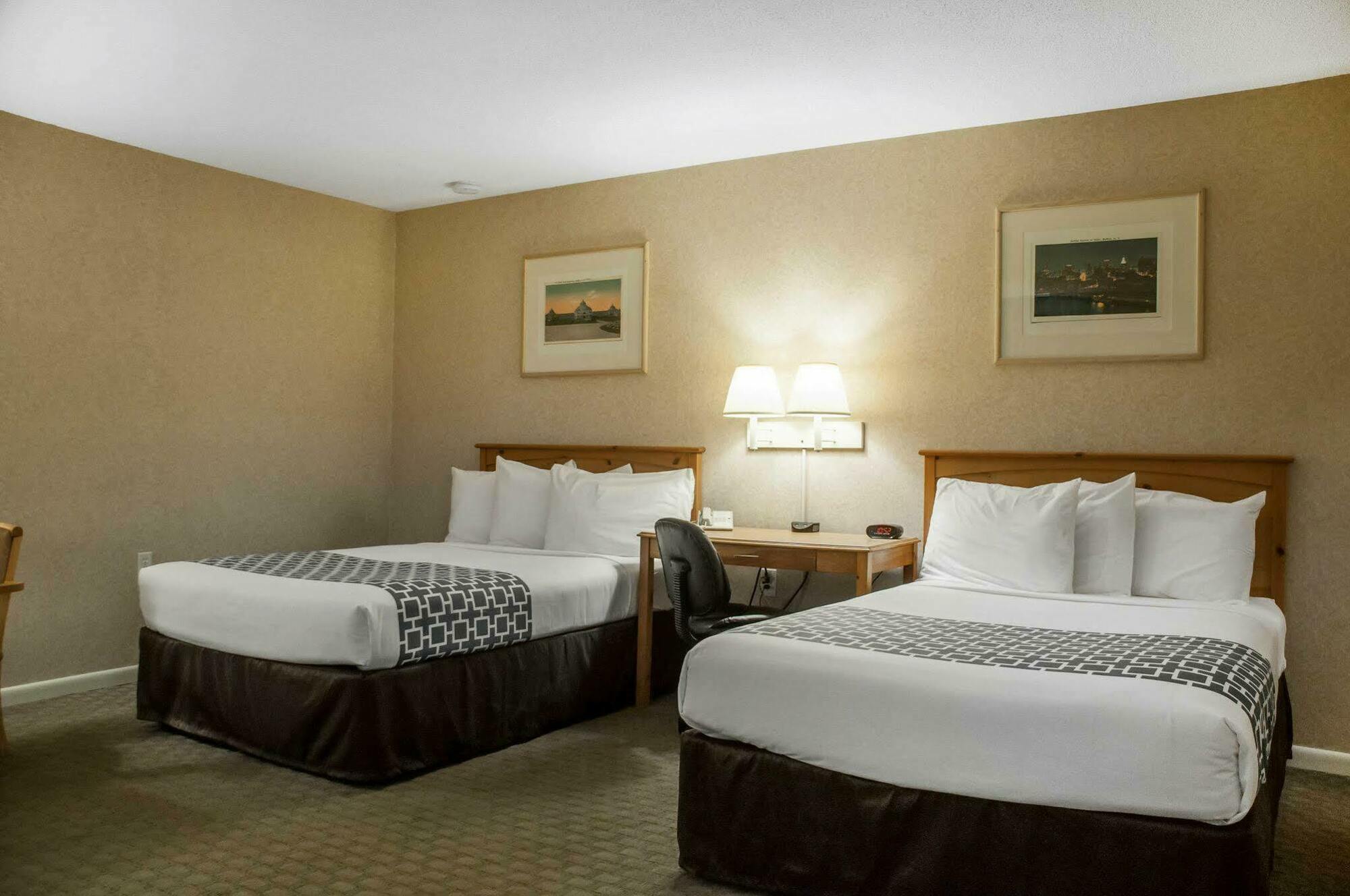 Econo Lodge Buffalo South Blasdell ภายนอก รูปภาพ